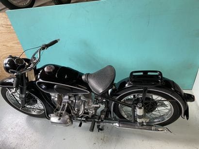 BMW
Motorcycles
R51
500 cc 
4-stroke flat...
