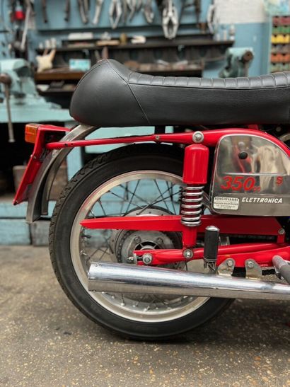 MV AGUSTA
Moto
Sport Elettronica
350 cc
4-stroke...