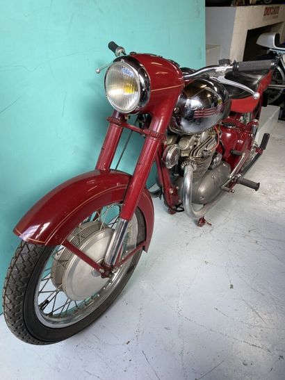 JAWA
Motorcycle
Twin 
500 cc 
OHD 4-stroke...