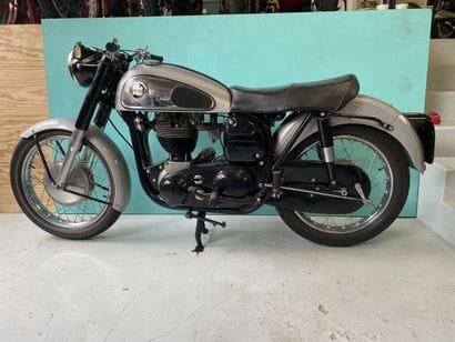 NORTON
Motorcycle
ES2 
500 cc
4-stroke vertical...