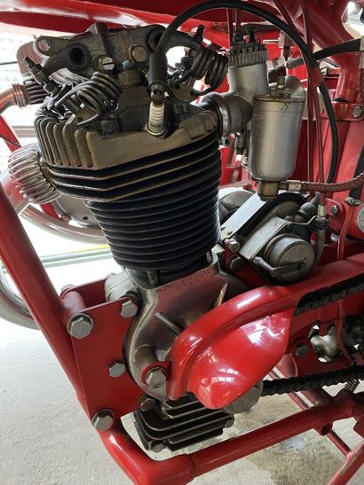 FUSI
Motorcycle
Racing
250 cc
M Sport
Vertical...