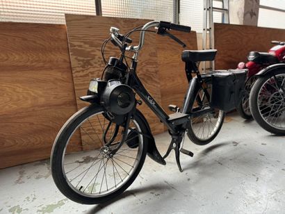 SOLEX
Moto
3800 Motobécane 
50 cc 
2-stroke...