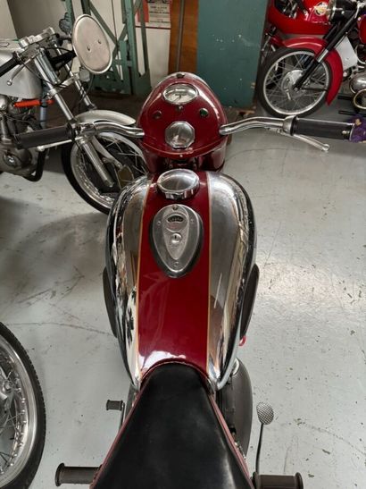 JAWA
Motorcycle
Twin 
500 cc 
OHD 4-stroke...