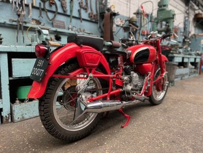 MOTO GUZZI
Motorcycle
Falcone
500 cc
4-stroke...