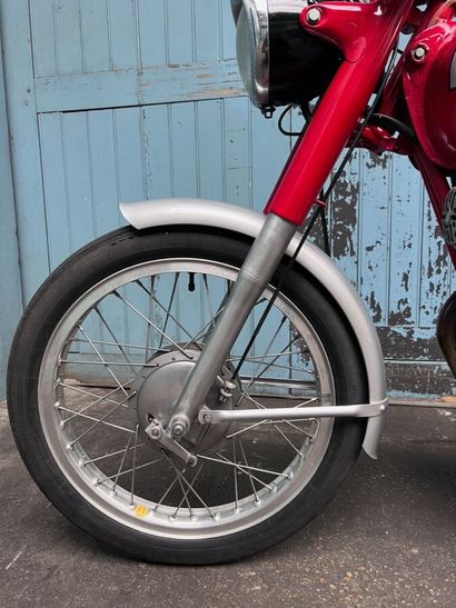 MOTO MORINI
Motorcycle 
125 cc
4-stroke vertical...