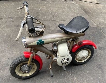 LAMBRETTA
Moto
Rosellla 
50 cc
2-stroke horizontal...
