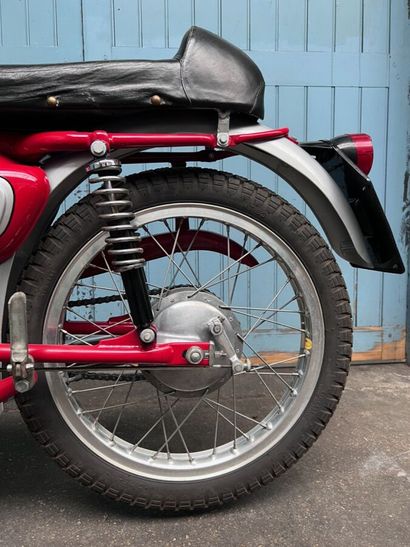 MOTO MORINI
Motorcycle 
125 cc
4-stroke vertical...