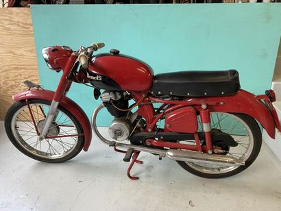 BENELLI
Motorcycle
Leoncino 
125 cc
4-stroke...
