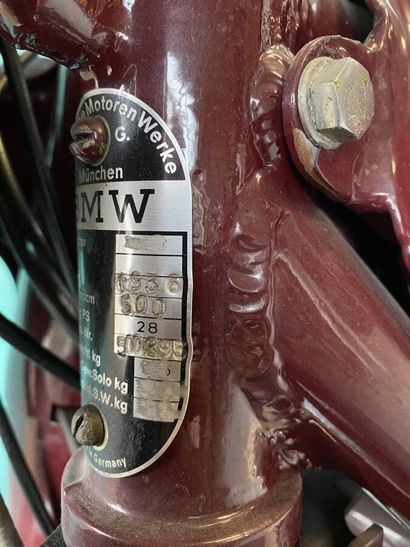 BMW
Motorcycles
R5
500 cc
4-stroke flat twin...