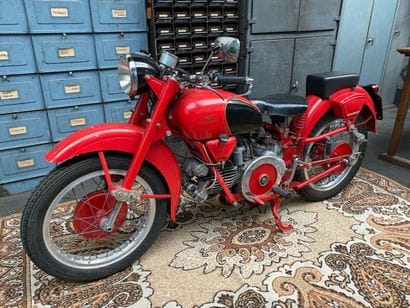 MOTO GUZZI
Motorcycle
Falcone
500 cc
4-stroke...