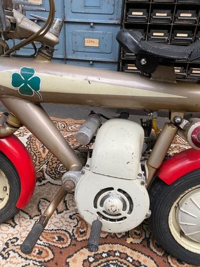 LAMBRETTA
Moto
Rosellla 
50 cc
2-stroke horizontal...