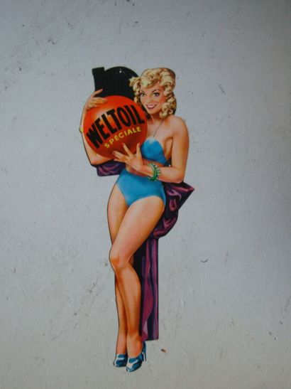 18 Pin Up plates 
Very beautiful and rare...