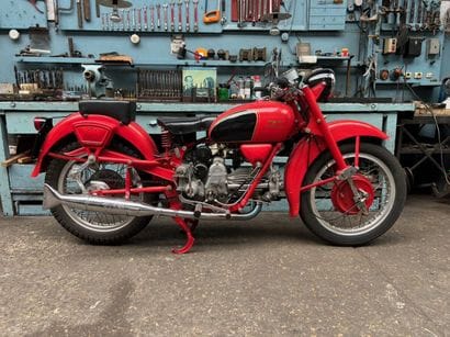 MOTO GUZZI
Motorcycle
Falcone
500 cc
4-stroke...