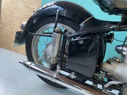 VICTORIA BERGMEISTER
Motorcycle
350 cc
Road-facing...