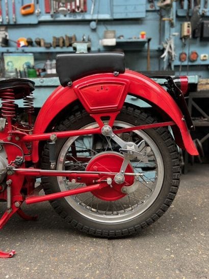 MOTO GUZZI
Motorcycle
Falcone
500 cc
4-stroke...