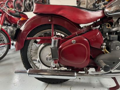 JAWA
Motorcycle
Twin 
500 cc 
OHD 4-stroke...