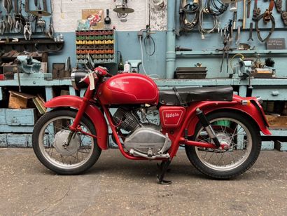 MOTO GUZZI
Moto
Lodola sport
175cc
Vertical...