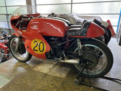 LINTO
Motorcycle
Grand Prix
500 cc
4-stroke...