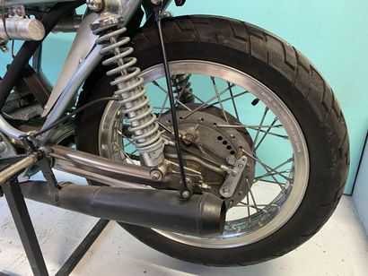 DUCATI
Moto
Spaggiari Race
350 cc
4-stroke...