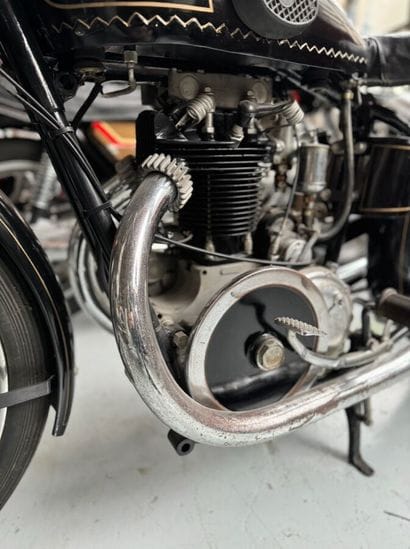 JONGHI
Motorcycle
TJ4 Racing 
350 cc
4-stroke...