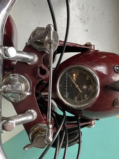 BMW
Motorcycles
R5
500 cc
4-stroke flat twin...