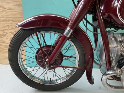BMW
Motorcycles
R5
500 cc
4-stroke flat twin...