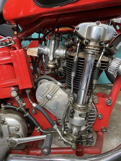 FUSI
Motorcycle
Racing
250 cc
M Sport
Vertical...