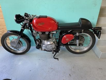 GILERA
Moto
Saturno 
500 cc 
4-stroke
1950
Engine...
