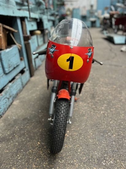 MV AGUSTA
Motorcycles
Mini bike racing
50...
