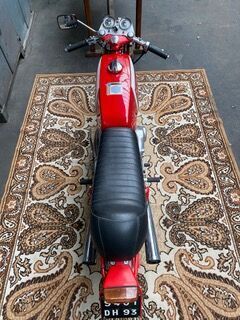 MV AGUSTA
Moto
Sport Elettronica
350 cc
4-stroke...