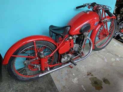 FUSI
Motorcycle
Racing
250 cc
M Sport
Vertical...