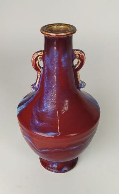 CHINA
Oxblood ceramic vase with handles 
Height...