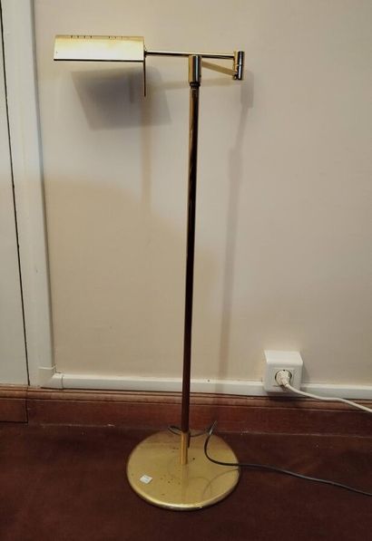 Brass reading light
Height Height : 83 cm
(traces...