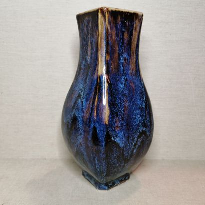 CHINA
Three hu vases in cracked and flamed...