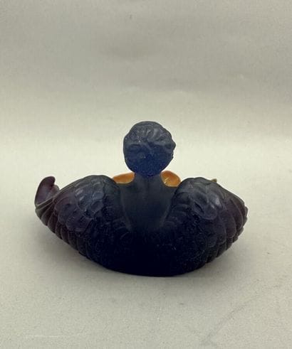 DAUM France
Moulded glass bowl depicting...