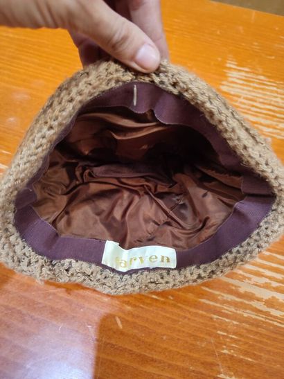 Set of two CARVEN bonnets 
(accident)
Another...