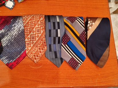 LANVIN
Set of eight wide ties