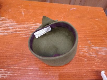 CARVEN
Set of two felt hats
One in black...