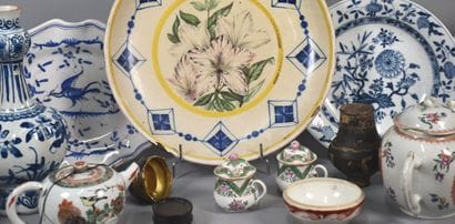 Important set of ceramics; accidents and...