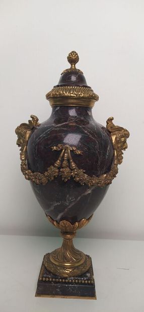 Pair of marble and gilt bronze cassolettes...