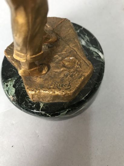 Lot :
- glazed terracotta tennis player
-...