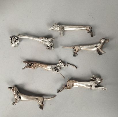 Set of six silver-plated animal knife holders
Length:...