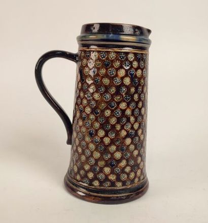 DOULTON LAMBETH
Enameled stoneware mug
Marks...