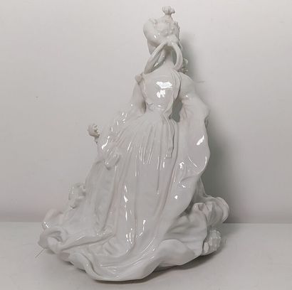 White porcelain subject representing a violin...