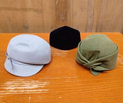 CARVEN
Set of two felt hats
One in black...