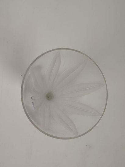 LALIQUE CRISTAL FRANCE
Crystal vase, campanula...