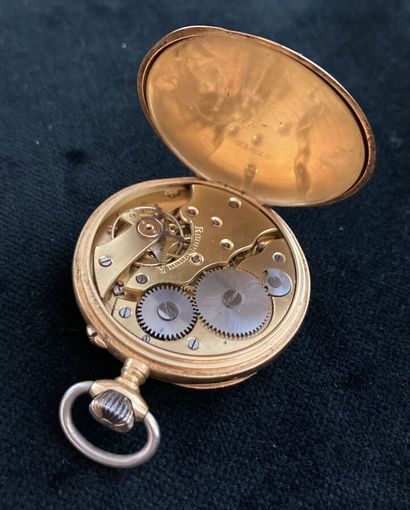 Pocket watch in yellow gold
Gross weight:...