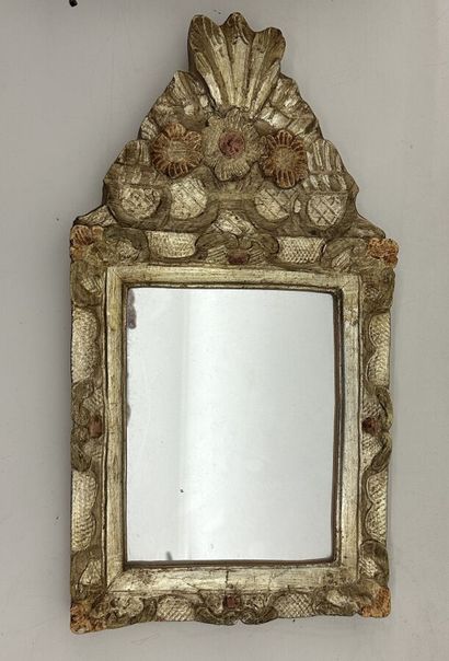 Small pediment mirror decorated with a fleur-de-lys,...