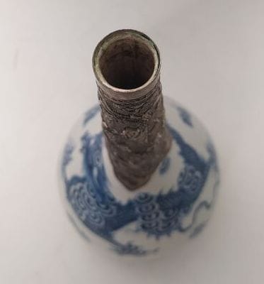 Hué blue porcelain bottle vase
Vietnam, 19th...