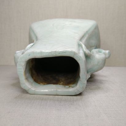 CHINA
Three hu vases in cracked and flamed...